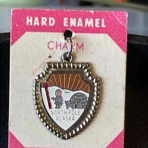 Souvenir charm Vintage